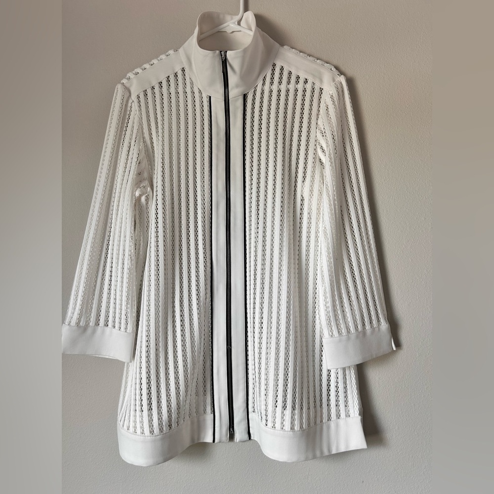 Ming Wang Full Zip Mesh Jacket Women's  M White w/Black Trim
3/4 Sleeves Classic
